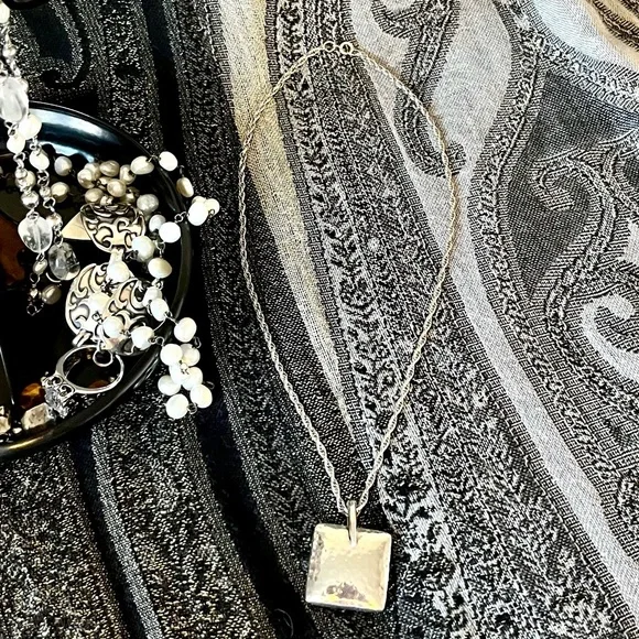 Silpada Vintage Solid Sterling Silver Square Pendant & Thick Heavy Chain - Picture 3 of 11